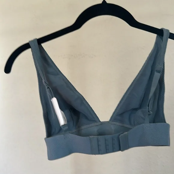 SKIMS cotton rib plunge bralette (XXS, kyanite) - Picture 6 of 11